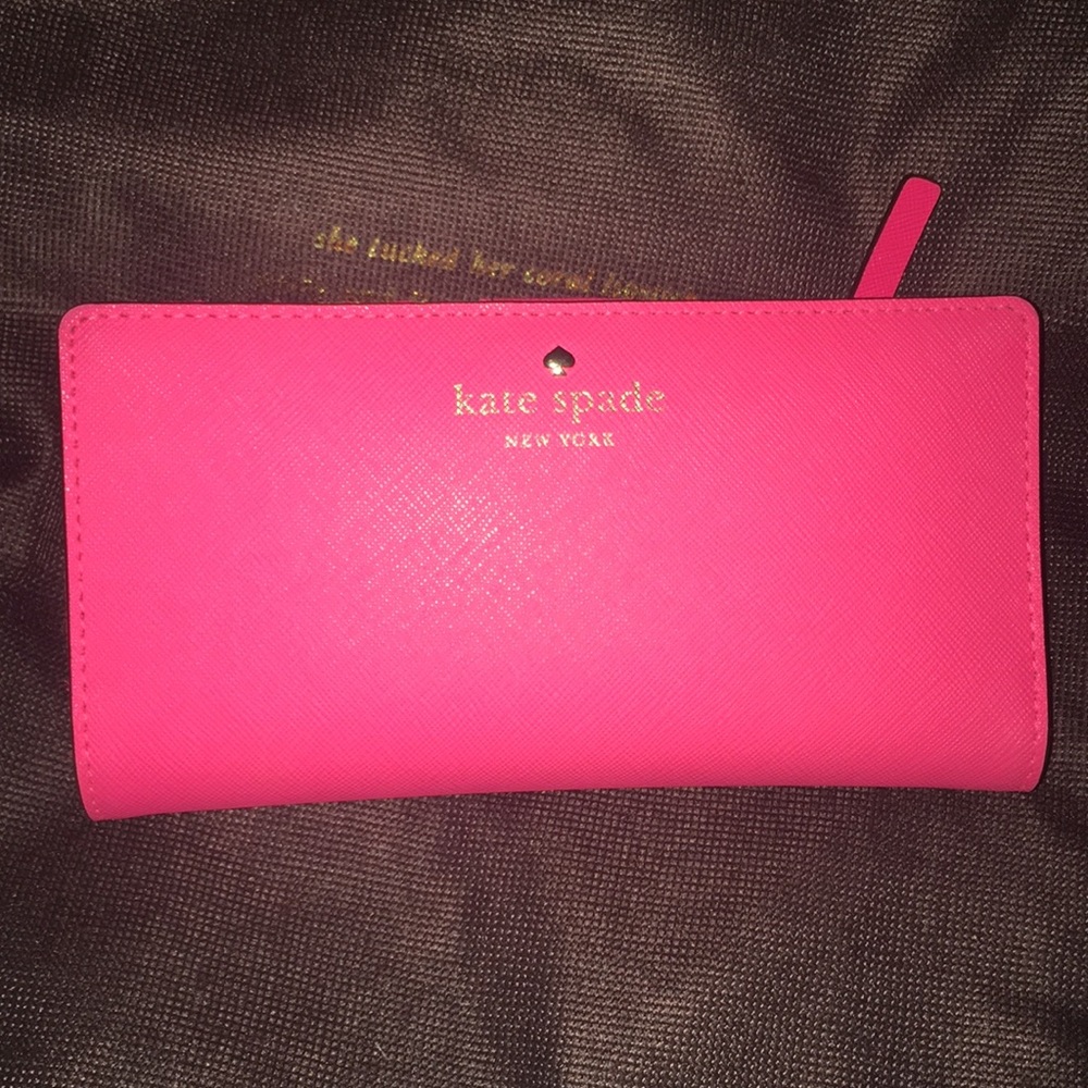 Kate Spade Cedar Street Stacy Continental Wallet